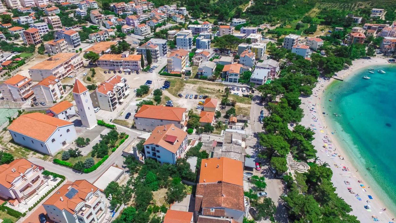 Apartments Leone Lukas Промайна Екстериор снимка